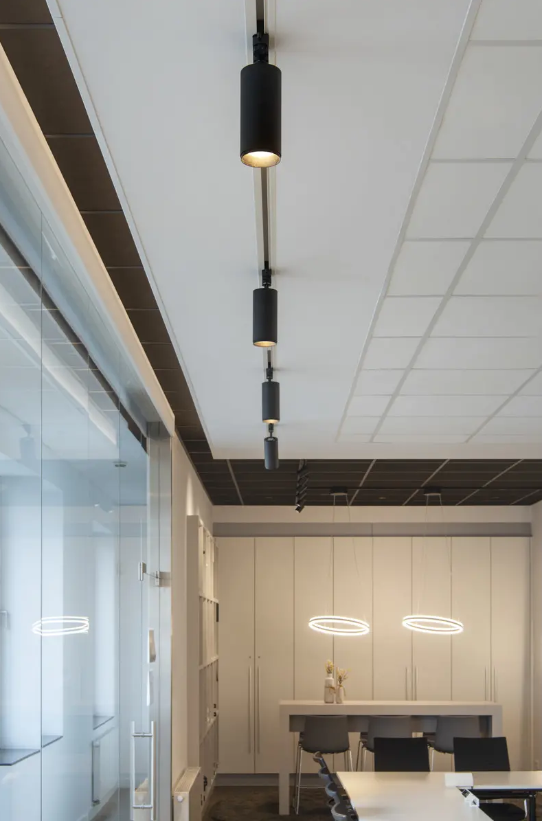 Gaismeklis piekarams ONE 60, balts - Image 5